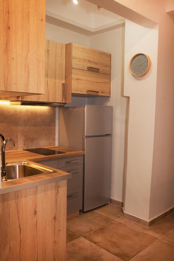 Central Comfy Modern Flat 2 Bedrooms 2 Bathrooms Атина Екстериор снимка